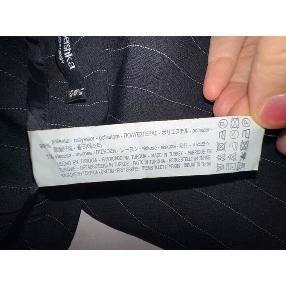 Pin Striped Black Ruffled Hem Pants By Bershka EUR 34 / USA 2 Small Classic Cute - Picture 9 of 9